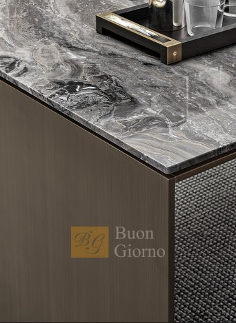 Стол Linha 400 фабрики Minotti