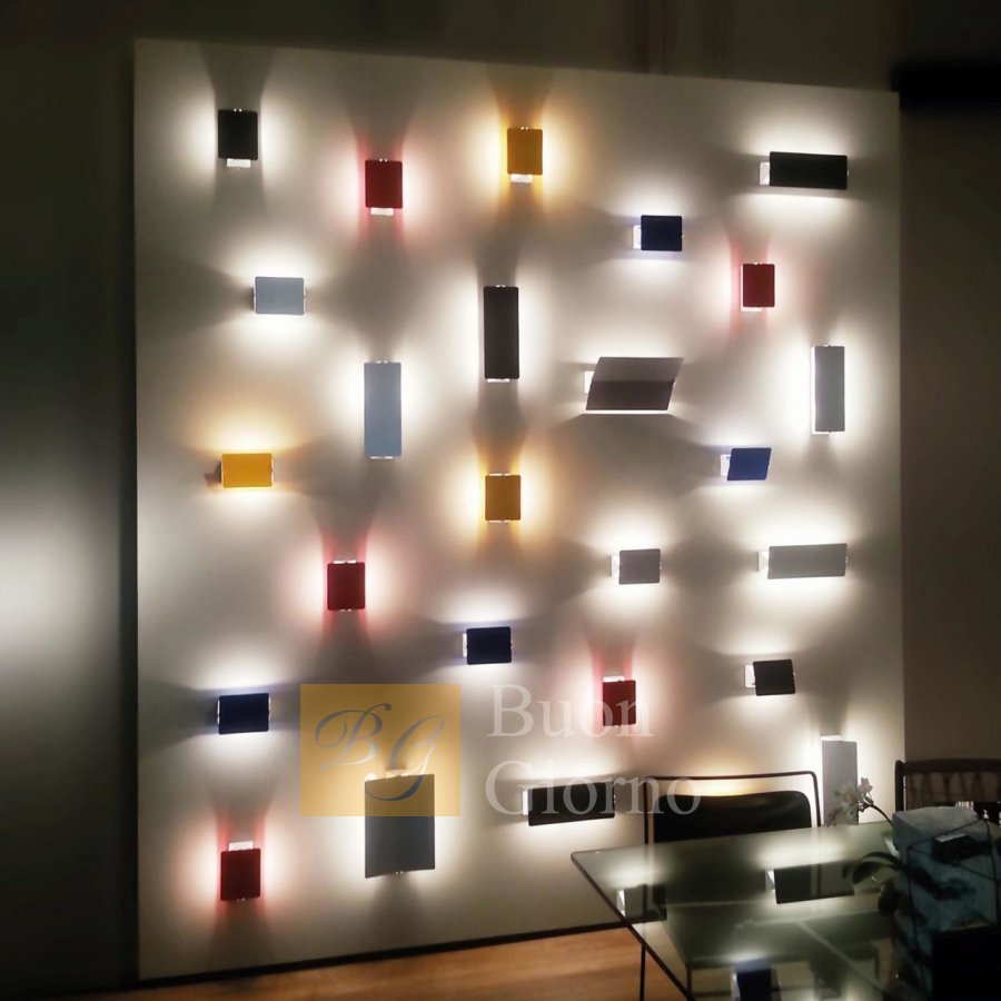 Настенный светильник APPLIQUE &Agrave; VOLET PIVOTANT PLI&Eacute;