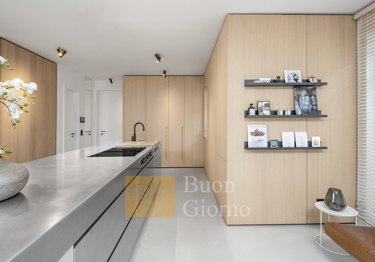 Кухня Metropolitan Interiors