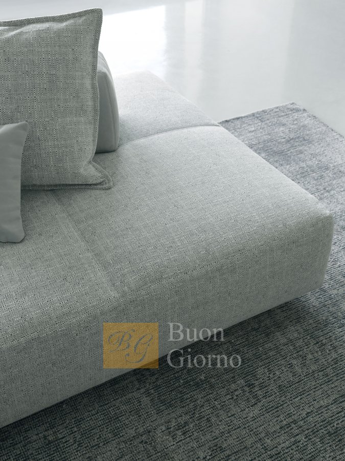 Диван Softbench фабрики Flou
