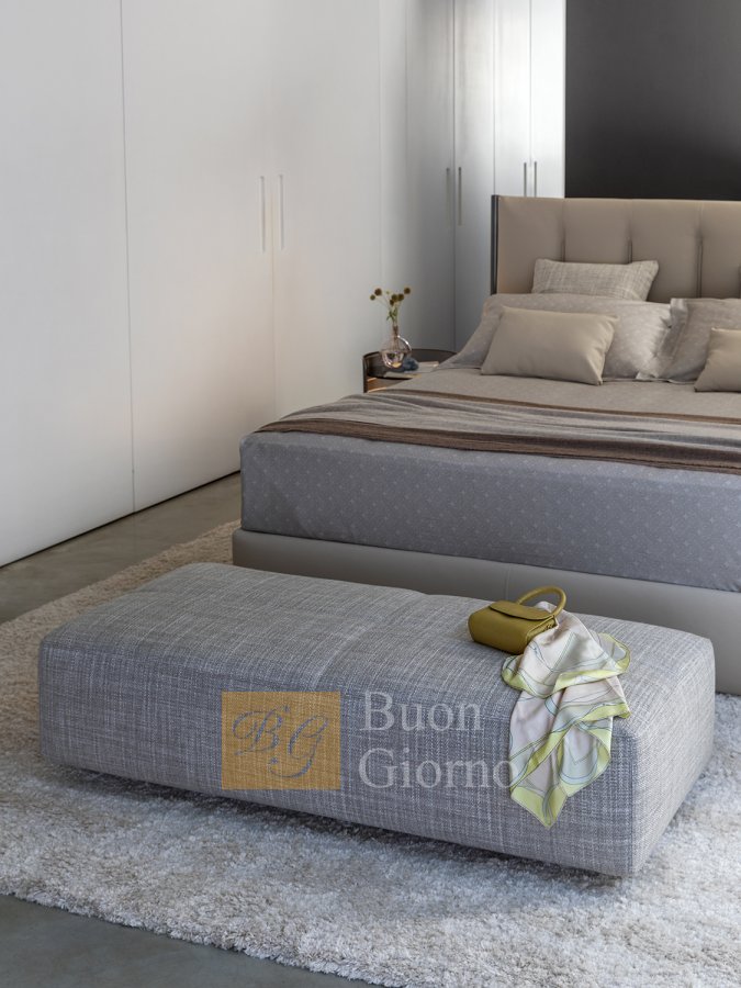 Диван Softbench фабрики Flou