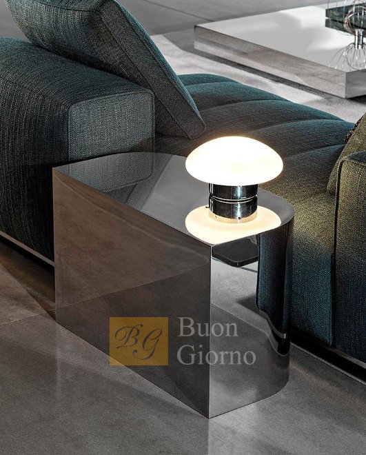 Журнальный столик James фабрики Minotti