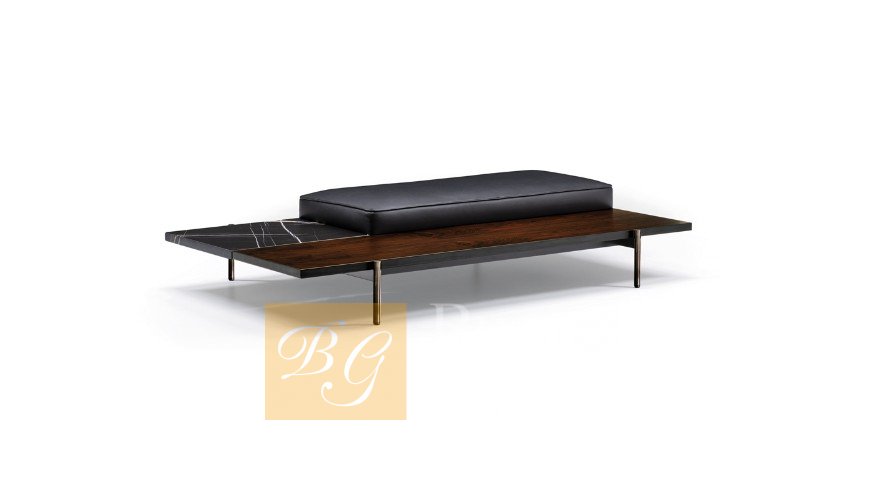 Журнальный столик Superquadra фабрики Minotti
