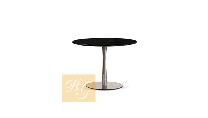 Журнальный столик Jigger фабрики Minotti
