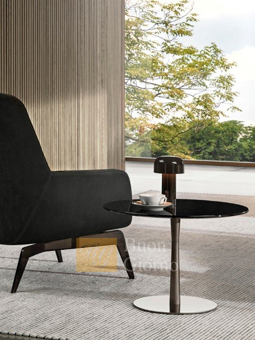 Журнальный столик Jigger фабрики Minotti