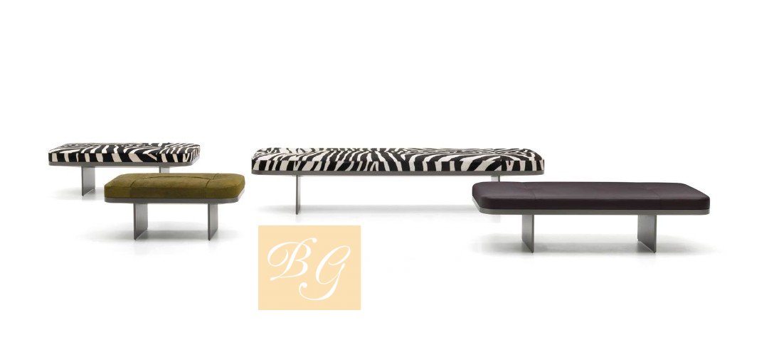 Журнальный столик Clive фабрики Minotti