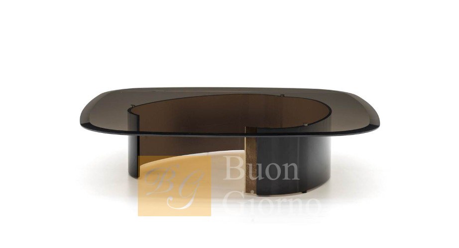 Журнальный столик Bangle фабрики Minotti