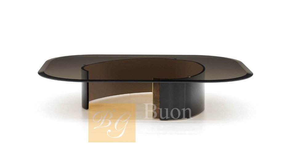 Журнальный столик Bangle фабрики Minotti