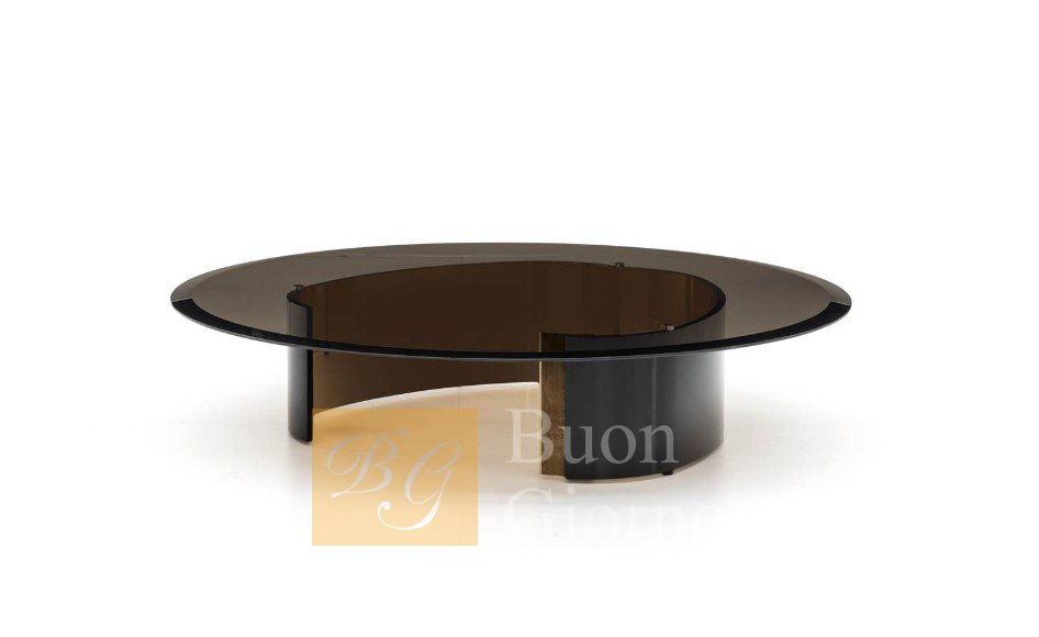 Журнальный столик Bangle фабрики Minotti