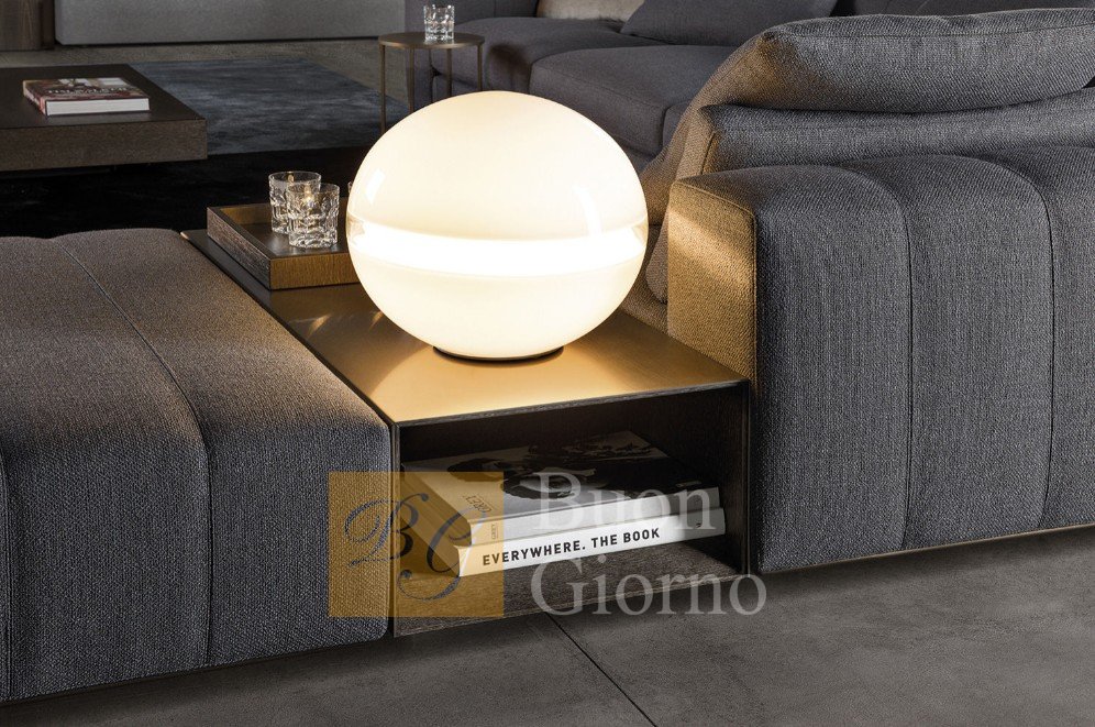 Журнальный столик Gray фабрики Minotti