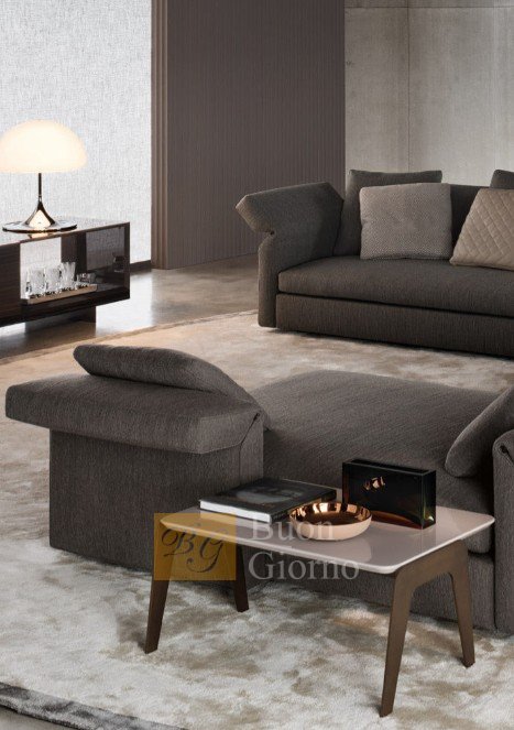 Журнальный столик Kirk "Jut Out Top" фабрики Minotti