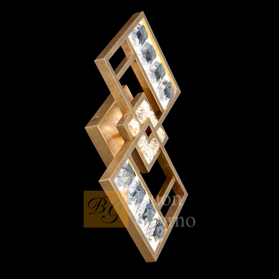 Настенный светильник Diamonta S23518 фабрики SCHONBEK