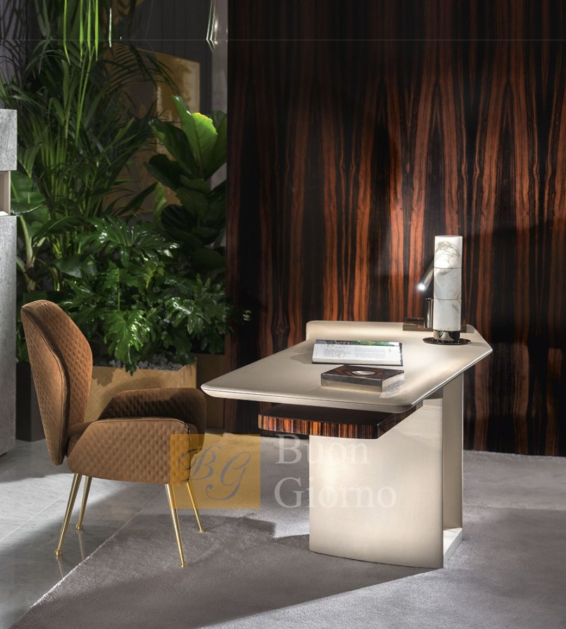 Письменный стол Eclipse 12200 фабрики Cornelio Cappellini