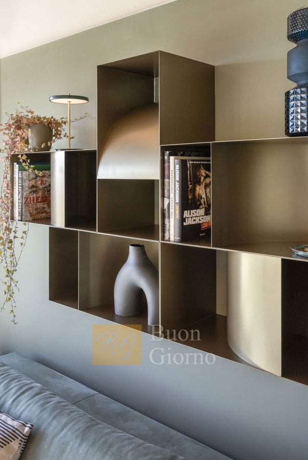 Стеллаж JUDD WALL UNIT фабрики Mogg