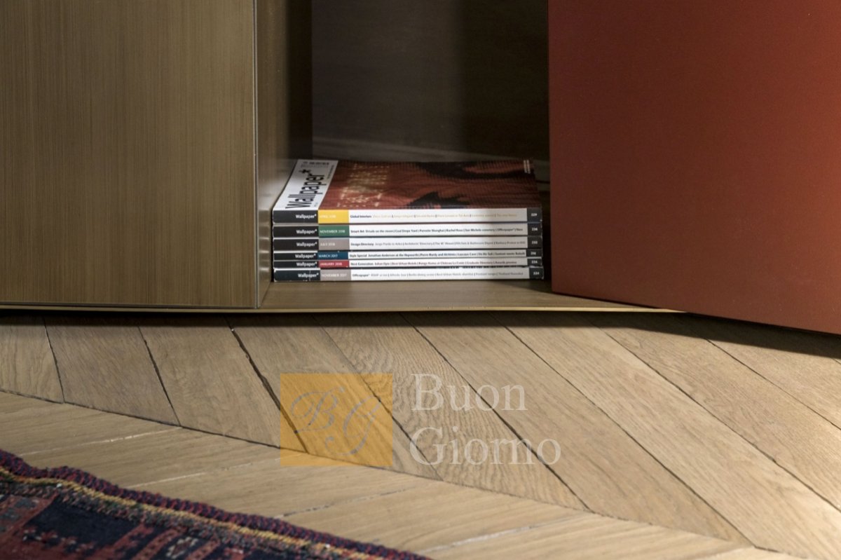 Сервант PARTOUT SIDEBOARD фабрики Mogg