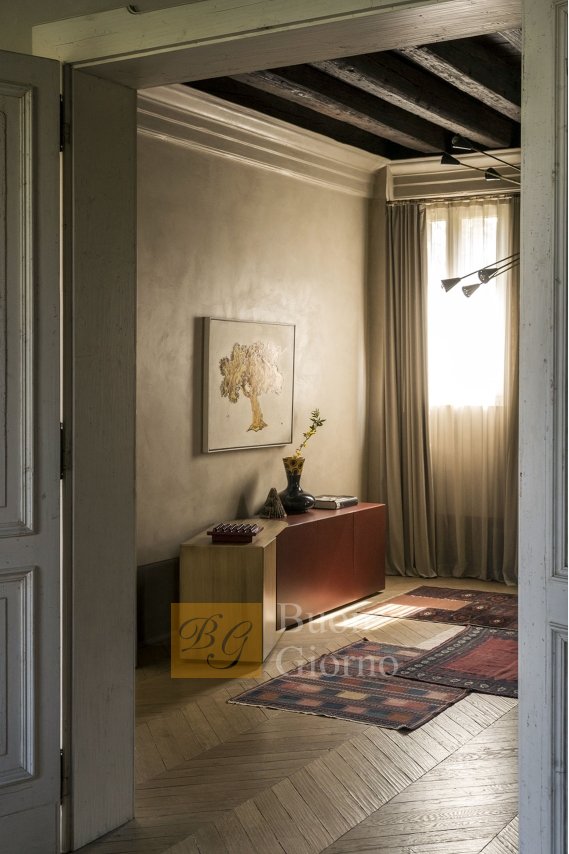 Сервант PARTOUT SIDEBOARD фабрики Mogg