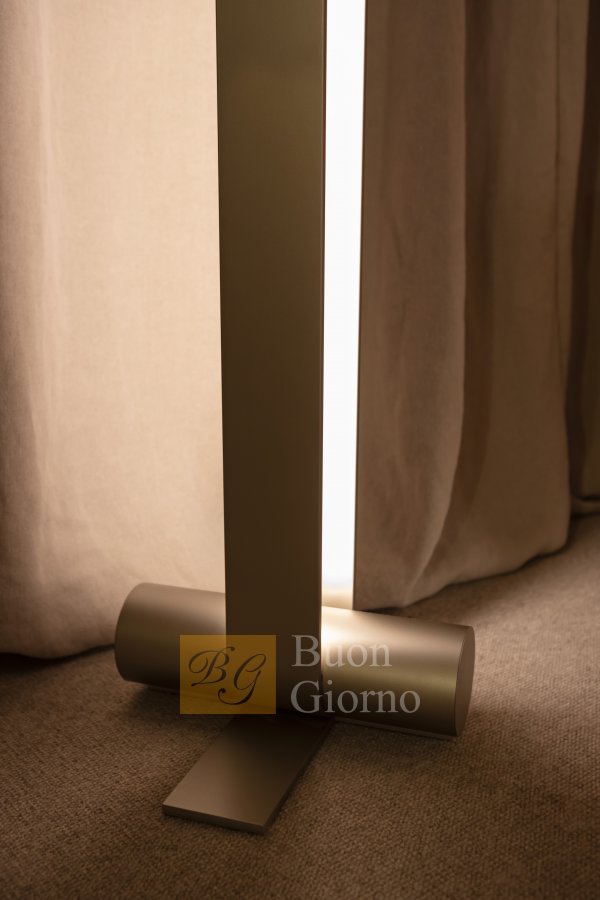 Напольный светильник Nastro 563.62L фабрики Castro Lighting