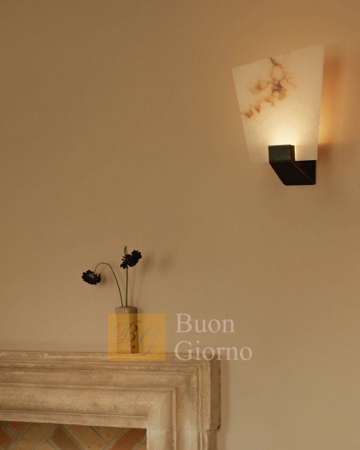 Настенный светильник RELIC фабрики CTO Lighting