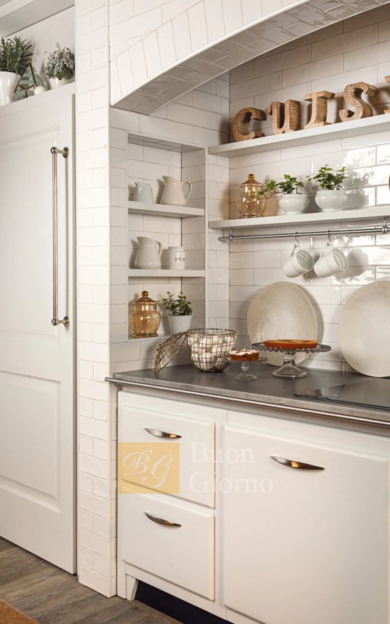 Кухня Essenza фабрики Marchi Cucine