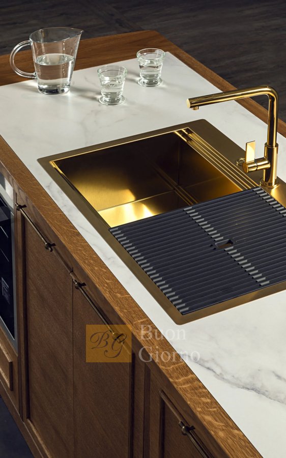 Кухня Essenza фабрики Marchi Cucine