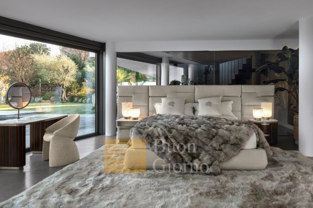 Кровать с широким изголовьем Luxor 9832 + 9836 фабрики Giorgio Collection
