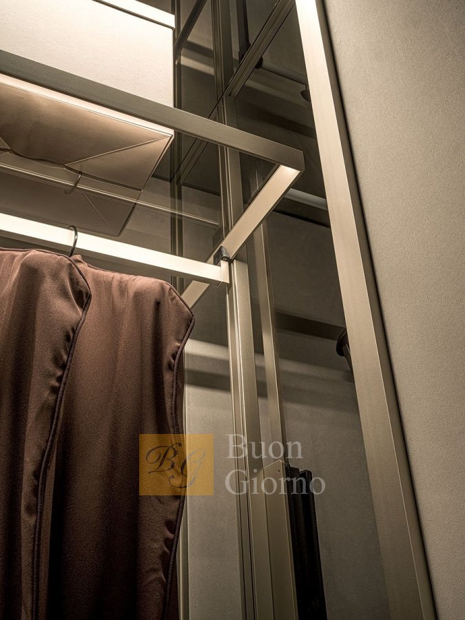 Мебель для гардеробной WALLDRESS фабрики Longhi.