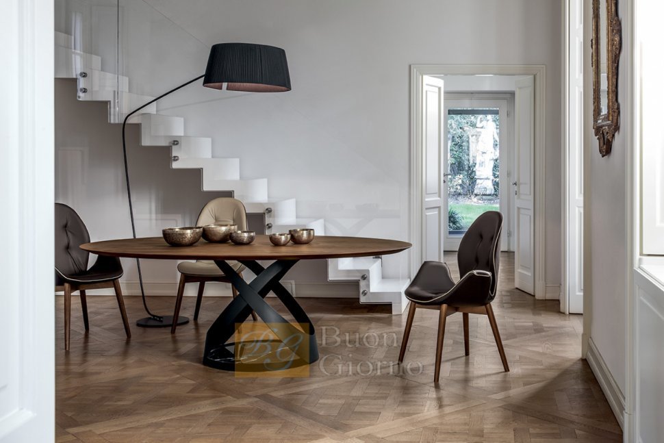 Стол CAPRI фабрики Tonin Casa